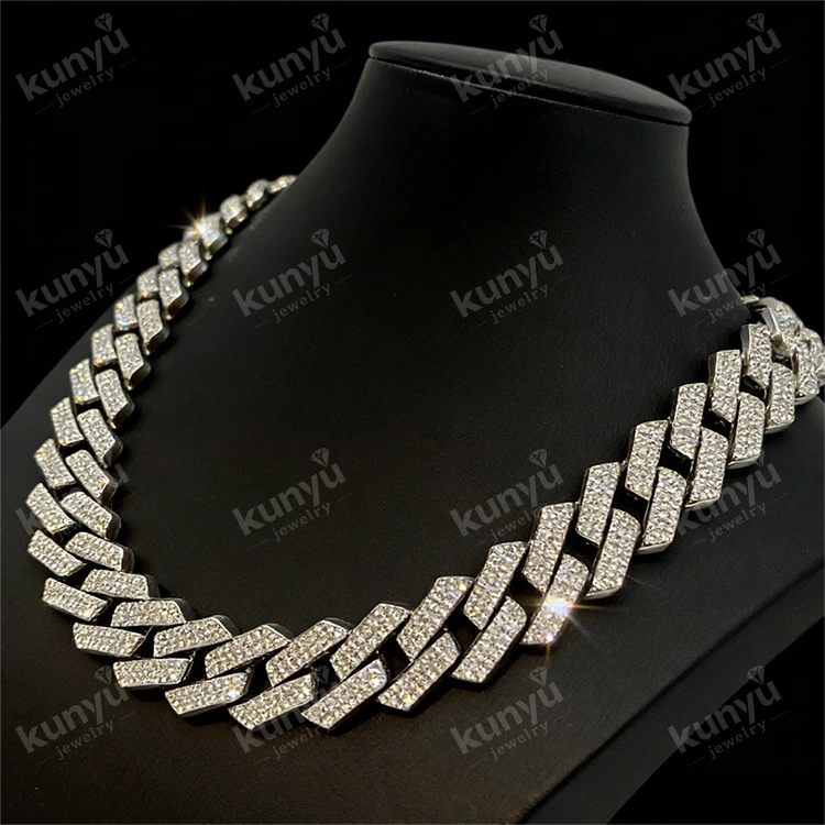 Modan dagoen Kubako Streetwear Choker